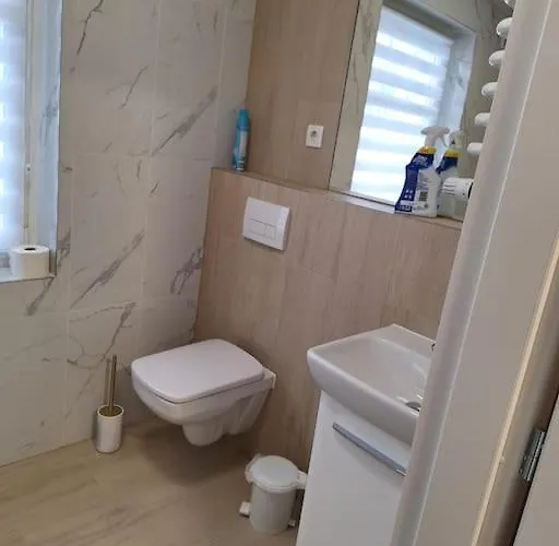 شقة 3a Neu Renoviert 3 Zi 5 Betten شفيدت