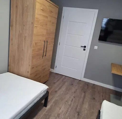 3a Neu Renoviert 3 Zi 5 Betten شقة شفيدت