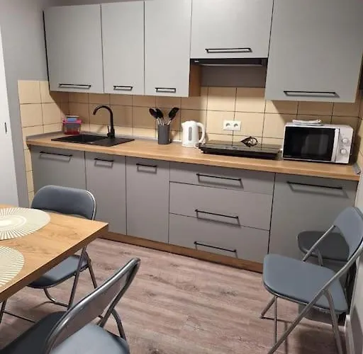 شقة 3a Neu Renoviert 3 Zi 5 Betten شفيدت